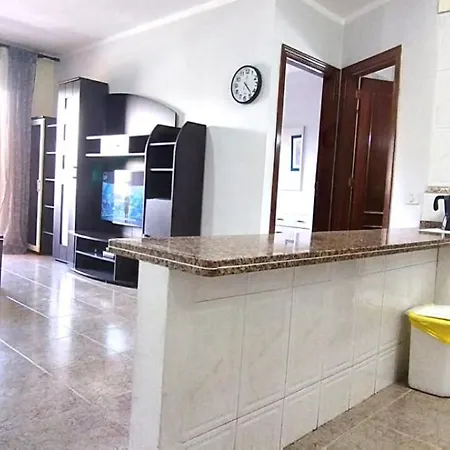 Cristianos 2bdr Near The Wifi * Los Cristianos (Tenerife)