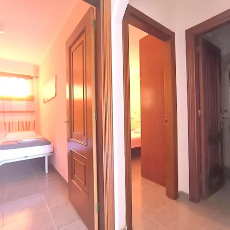 Cristianos 2bdr Near The Wifi *