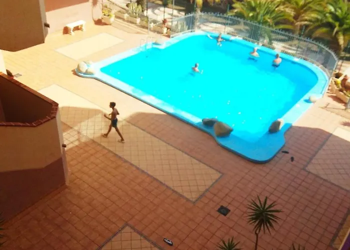 Cristianos 2bdr Near The Wifi 公寓 洛斯克里斯蒂亚诺斯