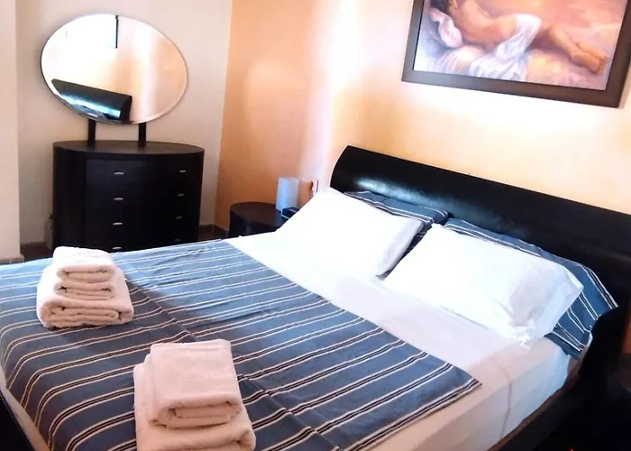 Cristianos 2bdr Near The Wifi 公寓