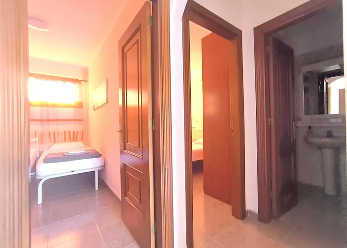 Cristianos 2bdr Near The Wifi *